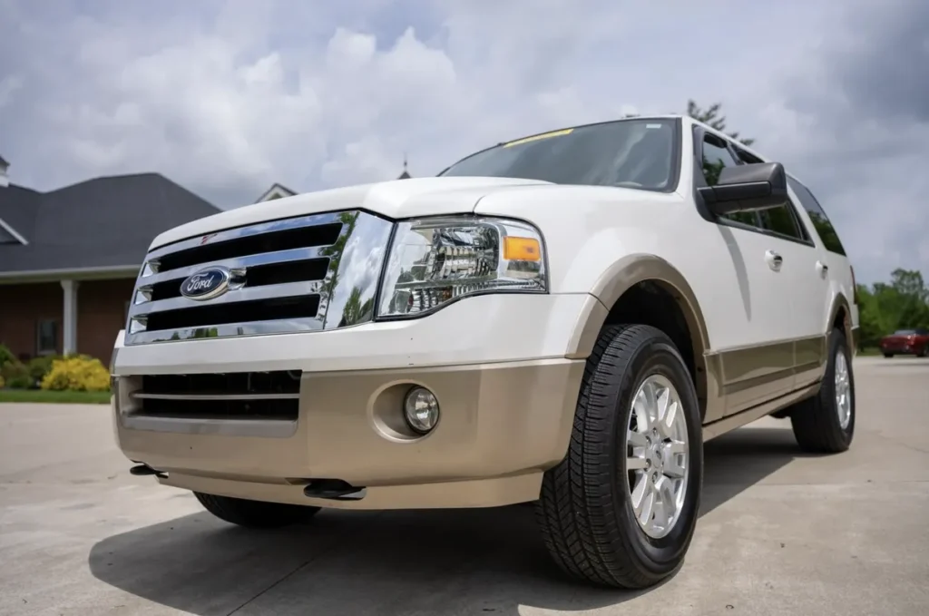 2013 Ford Expedition XLT Premium